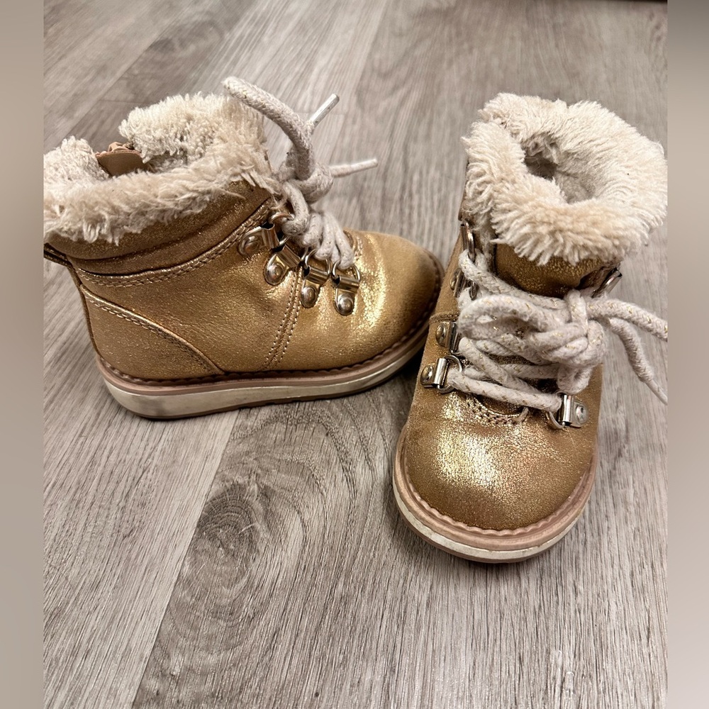 Cat & Jack Toddler Girl Boot Size 5